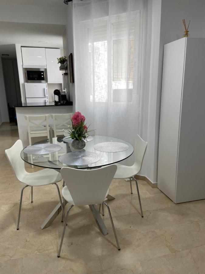Beach And City Apartment A 50M De La Playa Fuengirola Luaran gambar